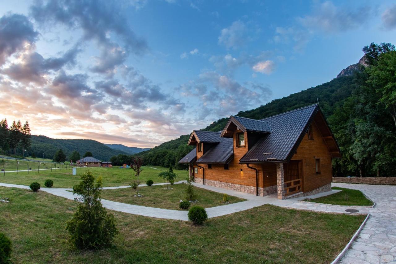 Vila "Maglic" Tjentiste Zewnętrze zdjęcie